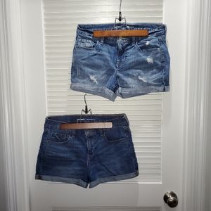 Old Navy Boyfriend Mid-Rise Jean Shorts Size 8. 3-inch inseam